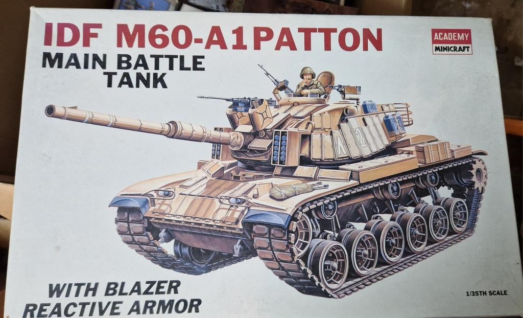 Maquette 1/35 IDF M60, Hobby & Loisirs créatifs, Modélisme | Voitures & Véhicules, Enlèvement ou Envoi