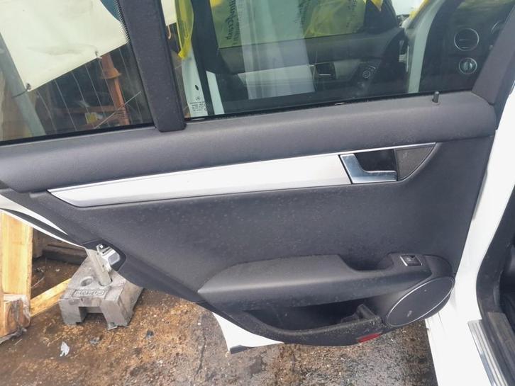 PORTIERBEKLEDING LINKS ACHTER Mercedes-Benz C (W204), Auto-onderdelen, Interieur en Bekleding, Mercedes-Benz, Gebruikt