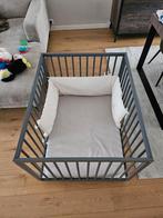 Parc bébé avec matelas et tour de parc, Enfants & Bébés, Parcs, Enlèvement