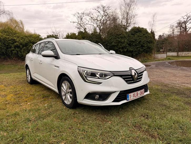 Renault Megane 2019 4ème génération, Autos, Renault, Particulier, Mégane, ABS, Caméra de recul, Phares directionnels, Régulateur de distance