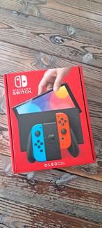 Nintendo switch oled red & blue, Games en Spelcomputers, Ophalen of Verzenden, Gebruikt, Met 2 controllers, Switch OLED