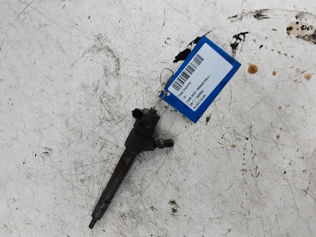 INJECTEUR Fiat Punto II (188) (01-1999/03-2012) (0445110083), Autos : Pièces & Accessoires, Mevr. I. Hauben, Utilisé, Fiat, Rue de l'Espoir 34 34
4030  GRIVEGNÉE, BE