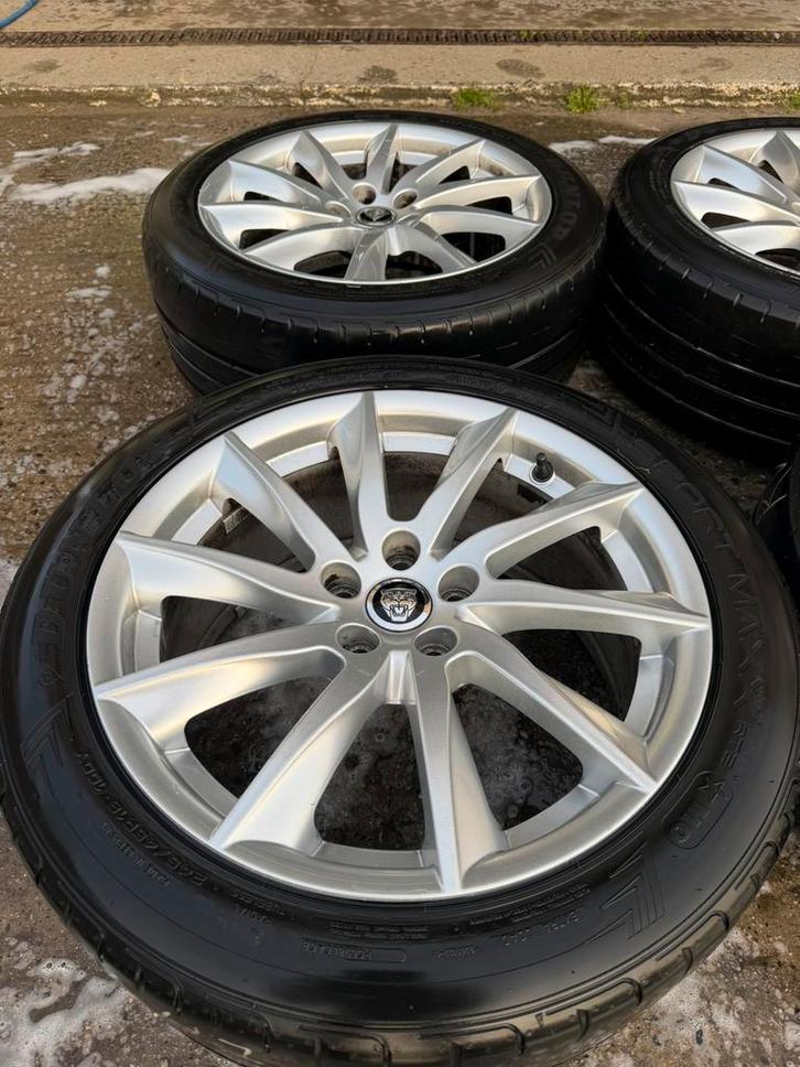 Originele Jaguar velgen + banden – 18” – zeer mooie staat, Auto-onderdelen, Banden en Velgen, Band(en), Ophalen