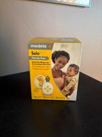 Medela Solo Hands-Free, Kinderen en Baby's, Ophalen, Zo goed als nieuw, Borstkolf