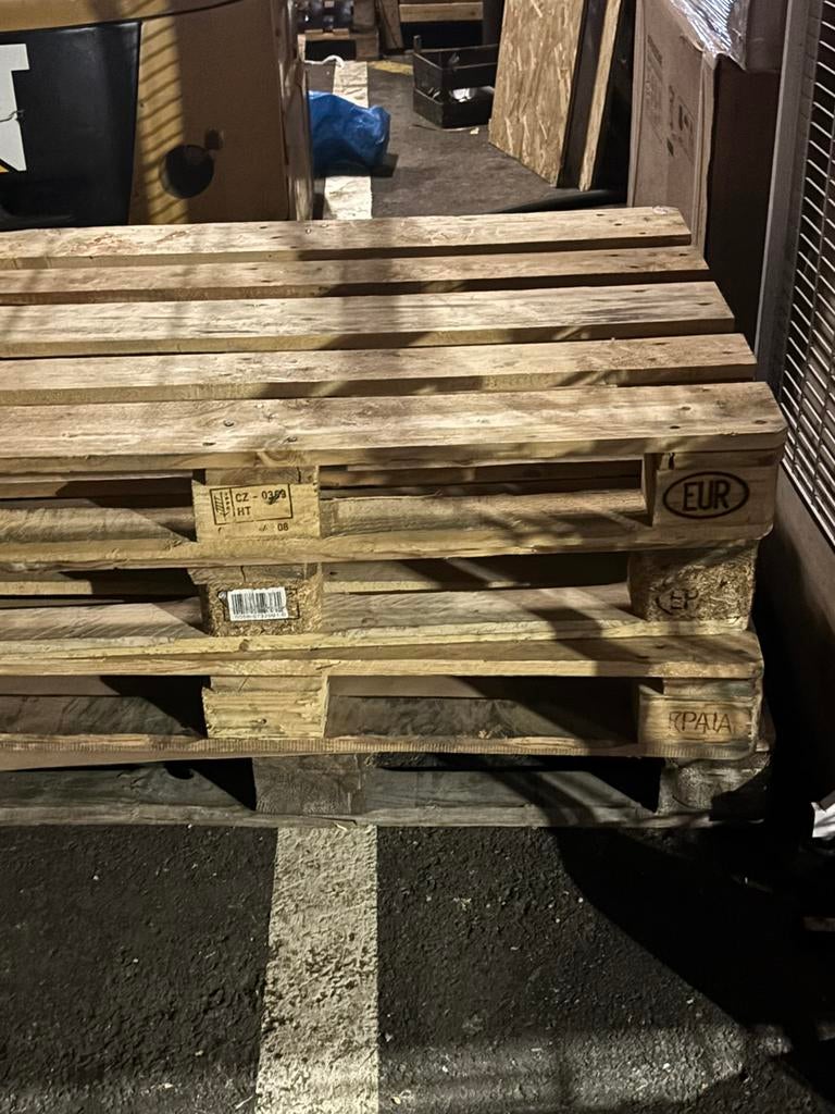 Europalette 6€ piece ( dispo 50fois) a prendre a Anverd, Bricolage & Construction, Enlèvement ou Envoi, Comme neuf, Palette