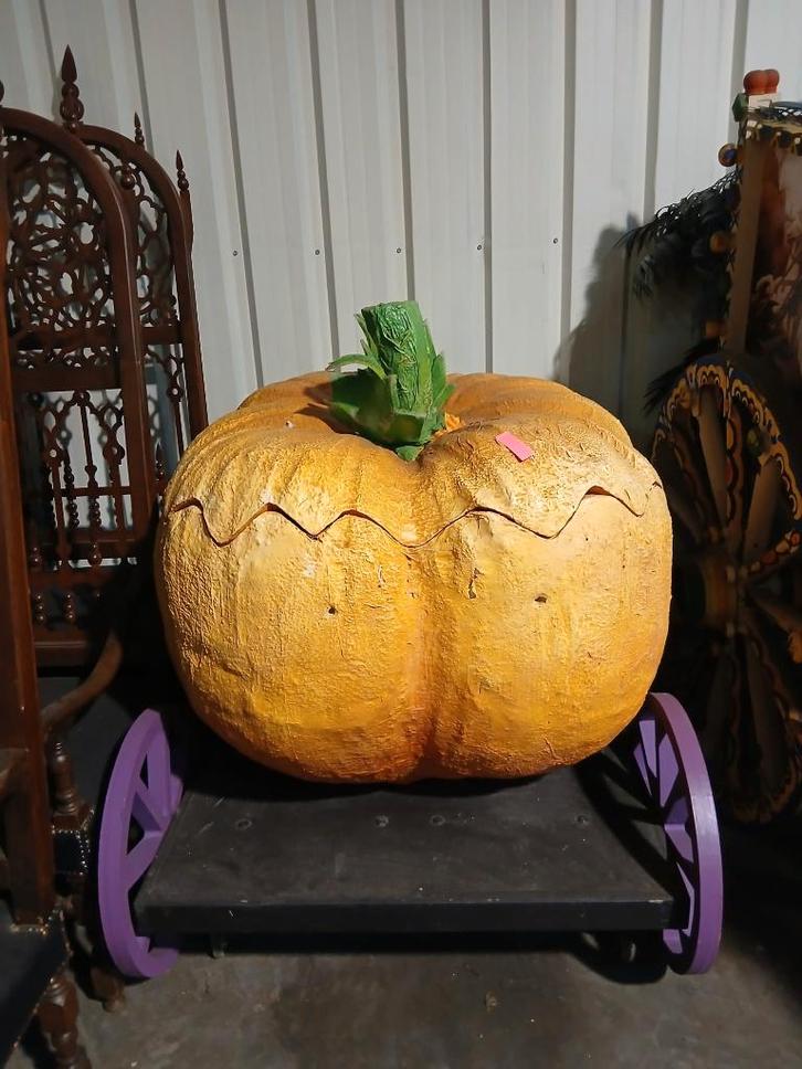 Décor citrouille sur chariot, Antiquités & Art, Curiosités & Brocante, Enlèvement