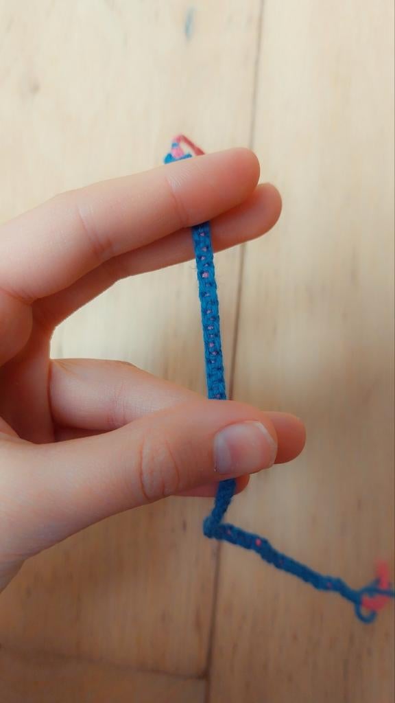 Gevlochten arembandje, Ophalen of Verzenden, Zwart