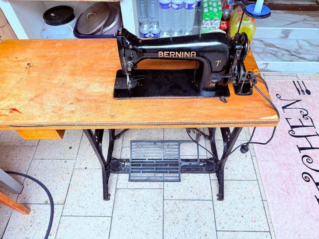 Machine a coudre Bernina, Enlèvement, Bernina