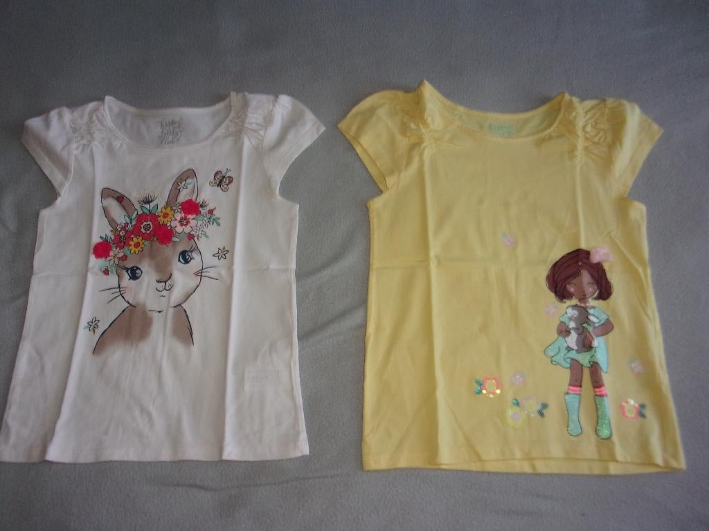 2 SPLINTERNIEUWE meisjes t - shirtjes. Maat 140., Kinderen en Baby's, Kinderkleding | Maat 140, C&A, Meisje, Nieuw, Ophalen of Verzenden