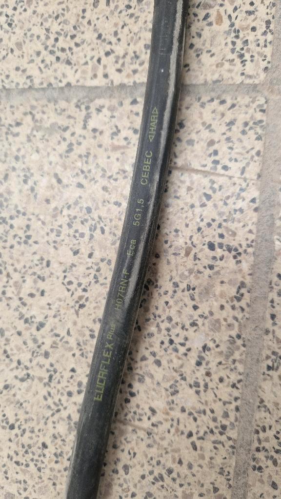 Câble d'extension triphasé industriel (20 mètres) 400V, Bricolage & Construction, Électricité & Câbles, Comme neuf, Câble ou Fil électrique