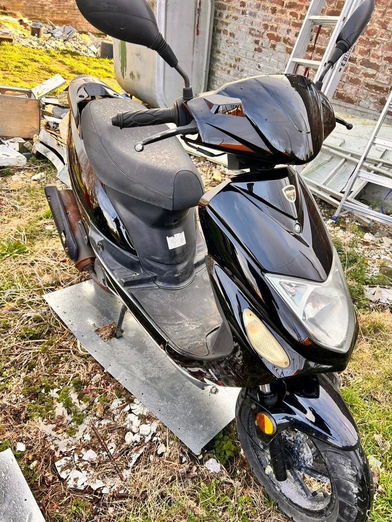 Neco one classe A, Fietsen en Brommers, Scooters | Overige merken, Zo goed als nieuw, Klasse A (25 km/u), Benzine, Ophalen