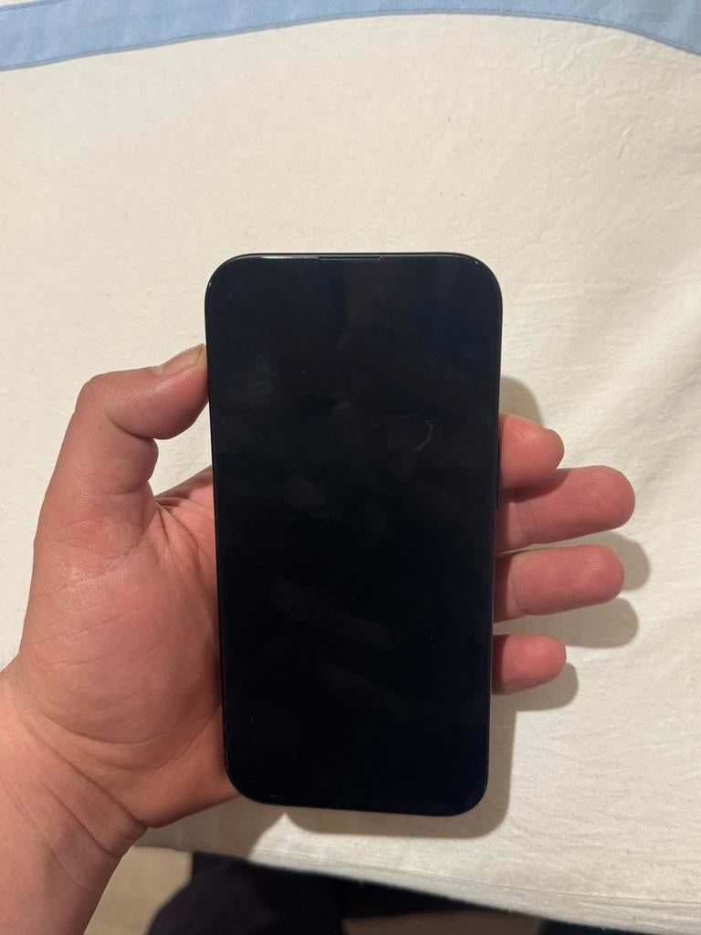 Apple iPhone 15 for sale – good condition, Télécoms, Téléphonie mobile | Apple iPhone, Utilisé, 128 GB, Sans abonnement, Sans simlock