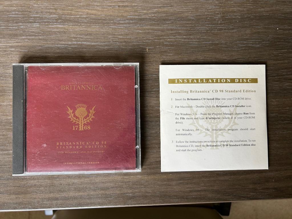 Encyclopedia Britannica CD 98, Computers en Software, Ophalen of Verzenden, Gebruikt, Overige typen, MacOS
