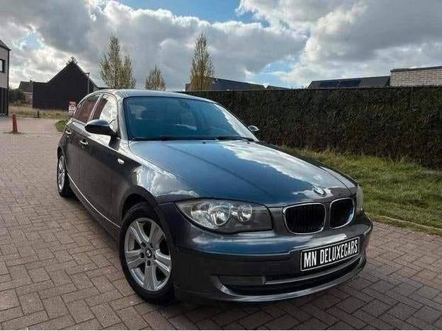 BMW 1 Reeks – 2006 – Benzine – Goede staat, Auto's, 1 Reeks, Bedrijf, Euro 4, Centrale vergrendeling