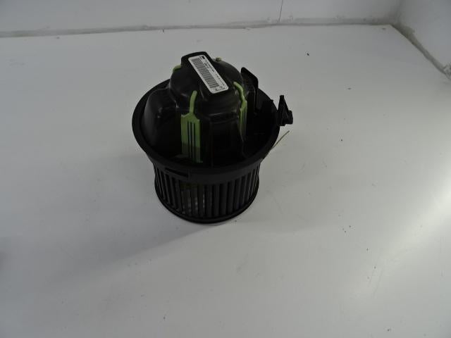 RADIATEUR MOTEUR Peugeot 207 SW (WE / WU) (GMVA7), Utilisé, Peugeot