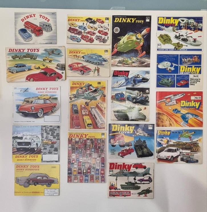 Catalogues Dinky Toys, Hobby & Loisirs créatifs, Voitures miniatures | 1:43, Utilisé, Autres types, Dinky Toys, Enlèvement ou Envoi