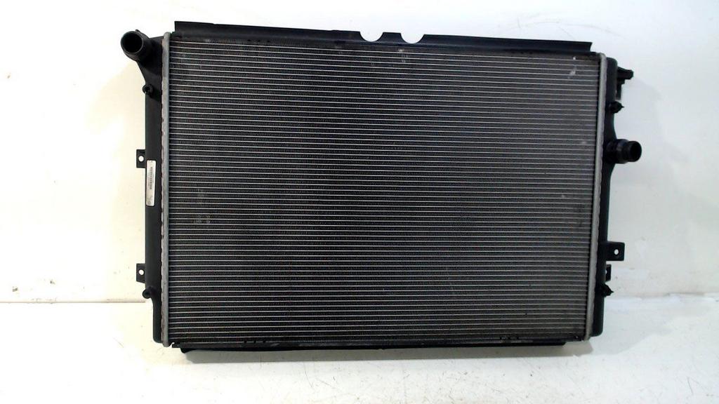Radiateur Volkswagen Tiguan, Auto-onderdelen, Motor en Toebehoren, Volkswagen, Gebruikt, Herkomst onderdeel bekend, 12 maanden garantie