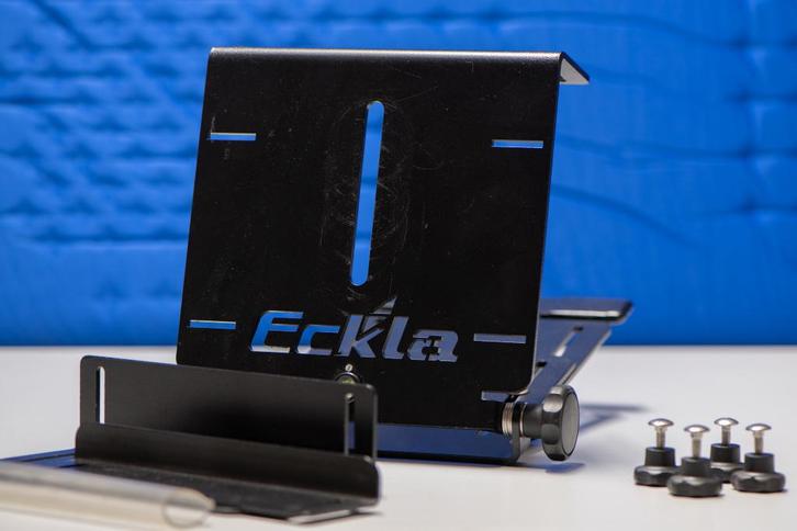 Eckla deurraam statief, TV, Hi-fi & Vidéo, Photo | Trépieds & Rotules, Utilisé, Autres types, Moins de 150 cm, Enlèvement ou Envoi