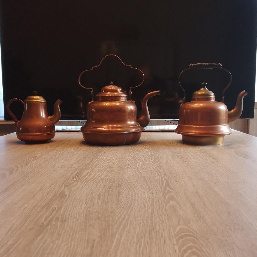 Koperen thee/koffiekan, Enlèvement