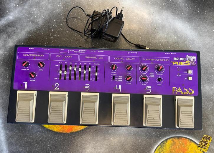 Ibanez PUE5B Vintage Bass Multi Effects, Muziek en Instrumenten, Effecten, Gebruikt, Multi-effect, Ophalen of Verzenden