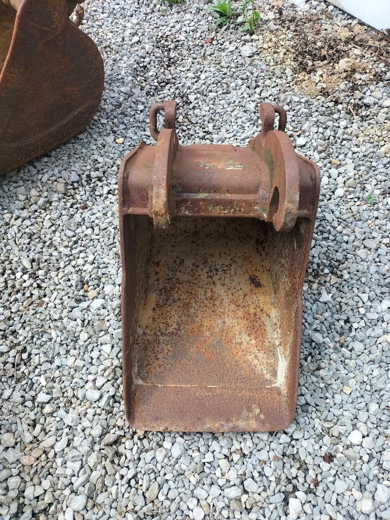 Godet mini pelle 3 models 250€ piece machine 2t5, Articles professionnels, Enlèvement ou Envoi