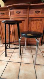 Antieke kruk + 1 Klein krukje, Ophalen, Gebruikt, Met voetsteun, 60 tot 90 cm