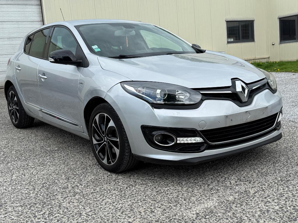 Renault Megane 1.2tce Automatic BoseEdition, Autos, 1197 cm³, Argent ou Gris, Achat, Euro 6