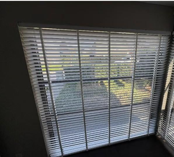 Houten jaloezie maatwerk Breedte: 2m18, Ophalen, Gebruikt, Wit