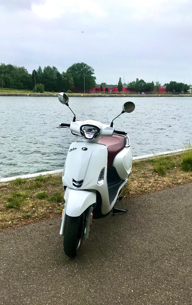 Scooter Kymco Like 50cc, Comme neuf, Classe B (45 km/h), Enlèvement, Like