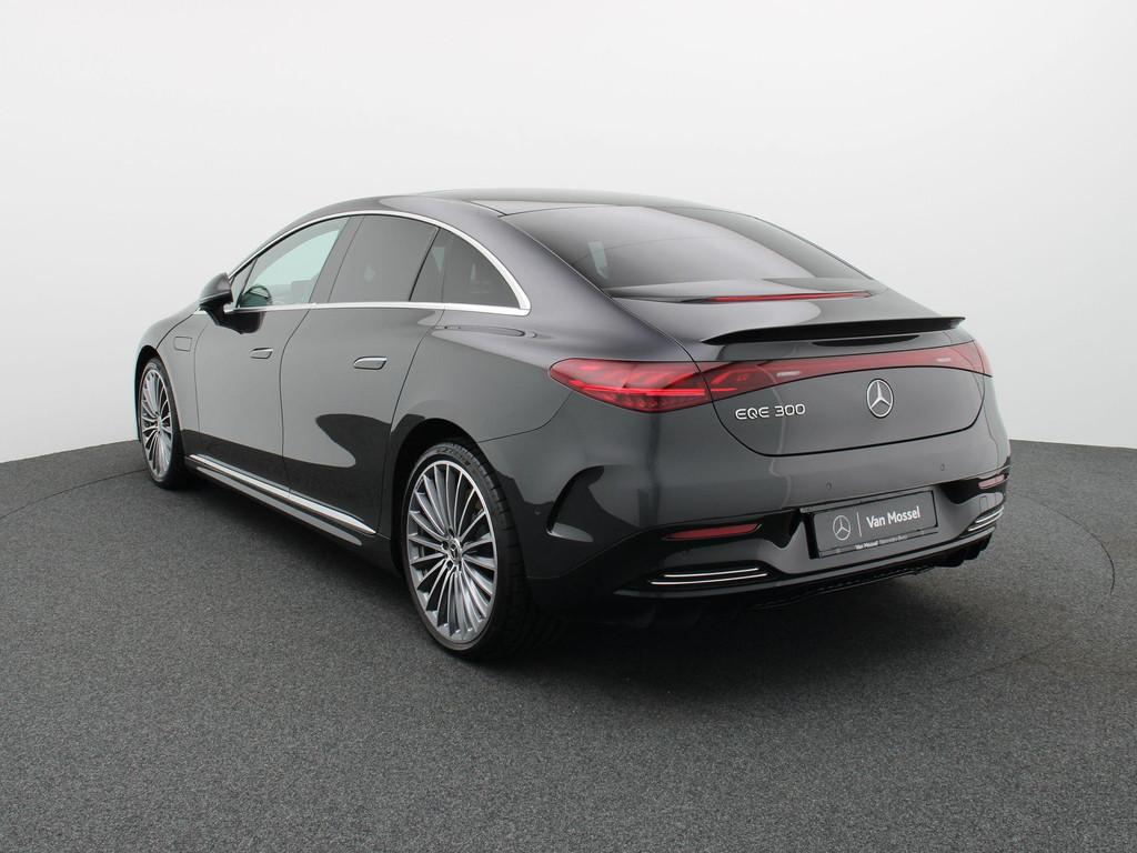 Mercedes-Benz EQE 300 AMG Line + AIRMATIC + PANORAMISCH DAK, Autos, Mercedes-Benz, Entretenue par le concessionnaire, Noir, https://public.car-pass.be/vhr/610e19ae-3569-4221-a7c9-1feeed9b9f6e