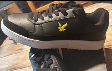Lyle & Scott beschikbaar voor biedingen