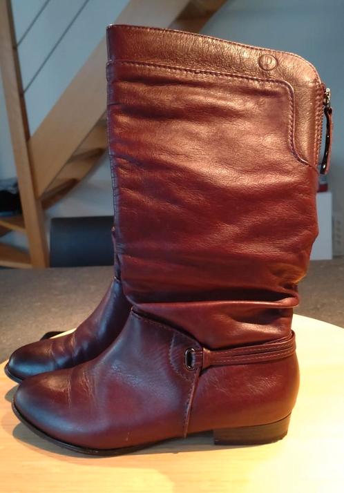 Mooie bordeaux halfhoge laarzen maat 37, Kleding | Dames, Schoenen, Zo goed als nieuw, Lage of Enkellaarzen, Overige kleuren, Ophalen