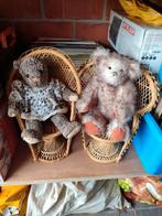 2 oude beertjes met stoeltje, Verzamelen, Beren en Cherished Teddies, Ophalen, Zo goed als nieuw