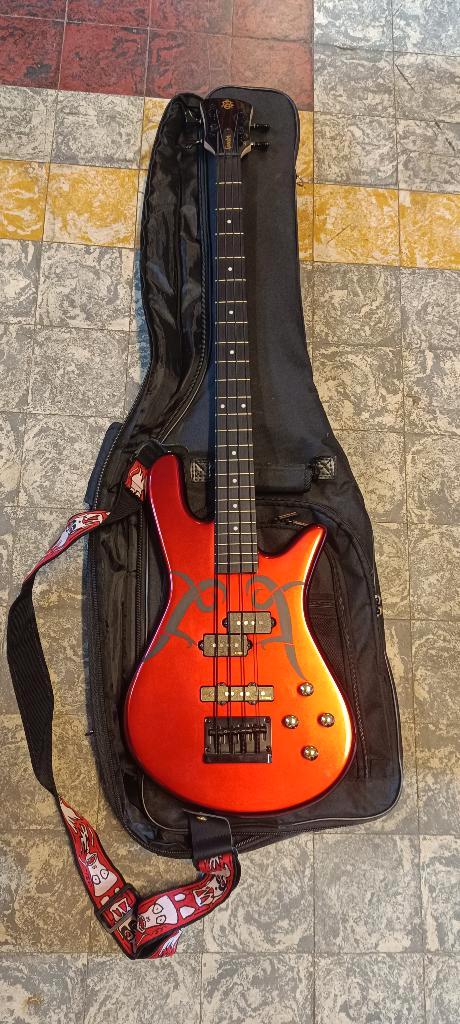 Basse spector performer, Musique & Instruments, Instruments à corde | Guitares | Basses, Utilisé, Électrique, Enlèvement