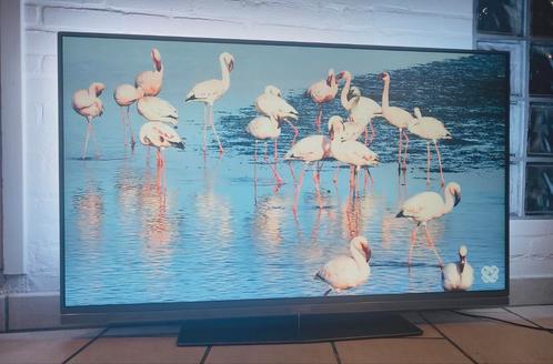 Philips 4K UHD LED Smart TV 100Hz Ambilight + Subwoofer Luxe, Audio, Tv en Foto, Televisies, Zo goed als nieuw, LED, 100 cm of meer