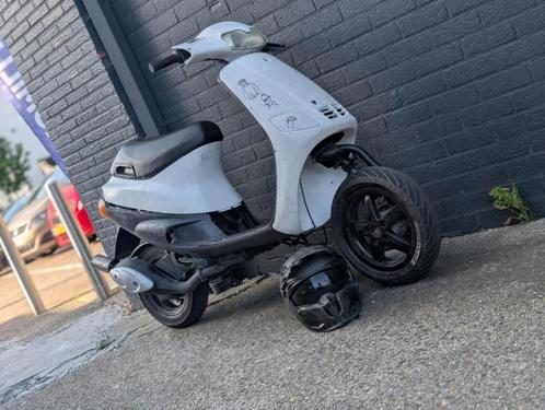 Alles in 1 lot dit weekend opgehaald, Fietsen en Brommers, Brommers | Vespa, Ophalen