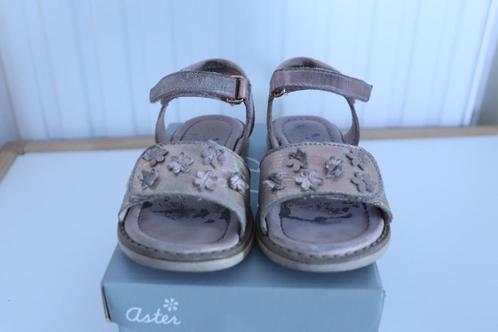 Sandales en cuir ASTER - Fille - taille 25, Enfants & Bébés, Vêtements enfant | Chaussures & Chaussettes, Utilisé, Chaussures