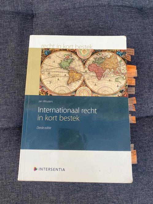 Internationaal recht in kort bestek, Boeken, Studieboeken en Cursussen, Zo goed als nieuw, Ophalen
