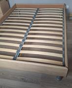 Stevig Bed 140 x 200, Ophalen, Zo goed als nieuw