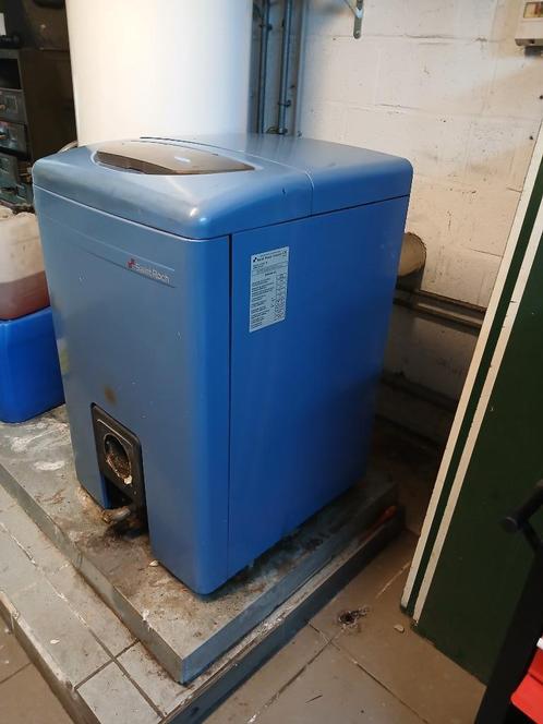 A vendre Chaudière mazout Saint Roch avec bruleur, Doe-het-zelf en Bouw, Verwarming en Radiatoren, Gebruikt, Cv-ketel of Combi-ketel