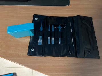 KU Leuven dissectiesets beschikbaar voor biedingen