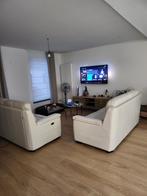 Twee lederen zetels waarvan 1 met elektrische relax, Huis en Inrichting, Zetels | Zetels, Ophalen, Zo goed als nieuw, Rechte bank