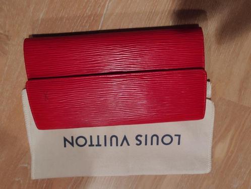 Louis Vuitton Portemonnee M63577 in Epi Rood leder, Handtassen en Accessoires, Portemonnees, Zo goed als nieuw, Overige merken