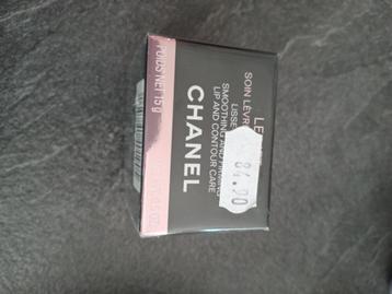 Liplift van Chanel  beschikbaar voor biedingen