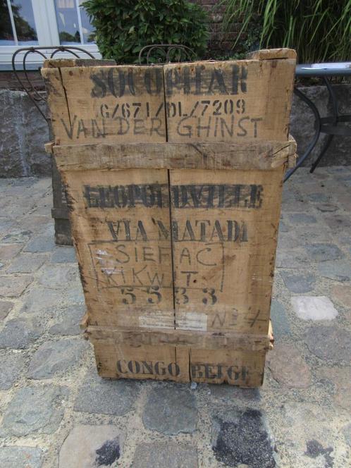 Oude reiskoffer in hout Congo Belge met zinken bedekking, Antiek en Kunst, Curiosa en Brocante, Ophalen