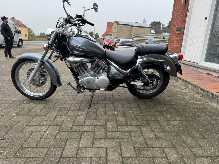 Suzuki	Intruder 125, Motoren, Motoren | Suzuki, Bedrijf, 11 kW of minder, Ophalen of Verzenden