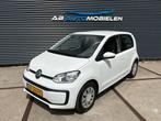 Volkswagen Up! 1.0 BMT move up! 5 DEURS/ BLUETOOTH/ PARKEER, Voorwielaandrijving, 4 zetels, Gebruikt, Wit