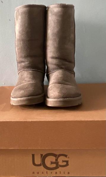 Winterlaarzen leder maat36: UGG grijs hoog, Bjorn Borg bruin beschikbaar voor biedingen