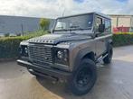 Land Rover Defender TD4 Puma, 90 kW, Zwart, 4 cilinders, https://public.car-pass.be/vhr/1534f63d-cb43-4a51-bdf9-f078f43b1c27