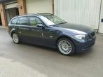 BMW 320 i. FREIN/AUTOMATIQUE, Cuir, Capteur de stationnement, 110 kW, Entreprise